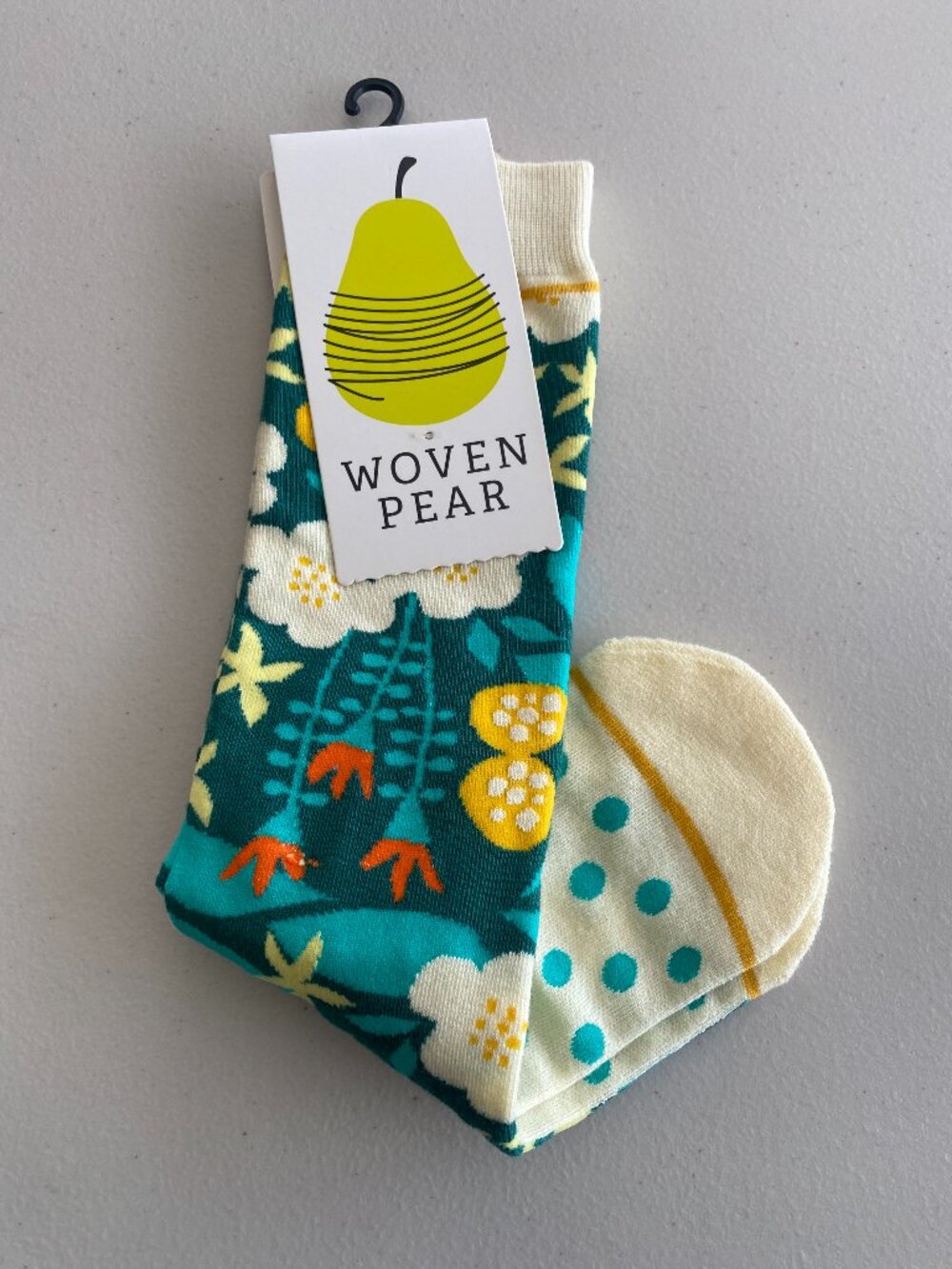 Woven Pear Floral Socks